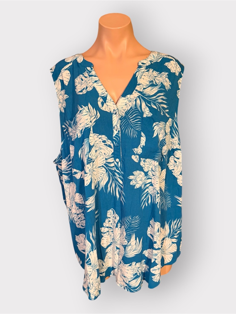 Torrid Women’s 3X Harper Blue Tropical Floral Gauze Sleeveless Tank Top Blouse